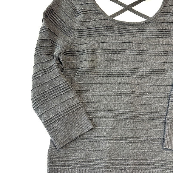 Spense Women’s Gray Textured Sweater Size Large 3/4 Sleeve Pullover Knit - Picture 2 of 6